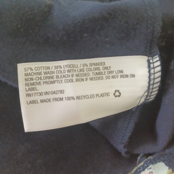 {Isabel Maternity} Navy Floral Bodycon Dress - Picture 6 of 7